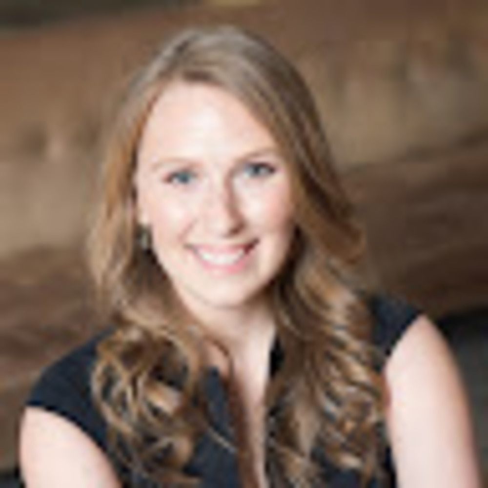 Meet your Posher, Casandra